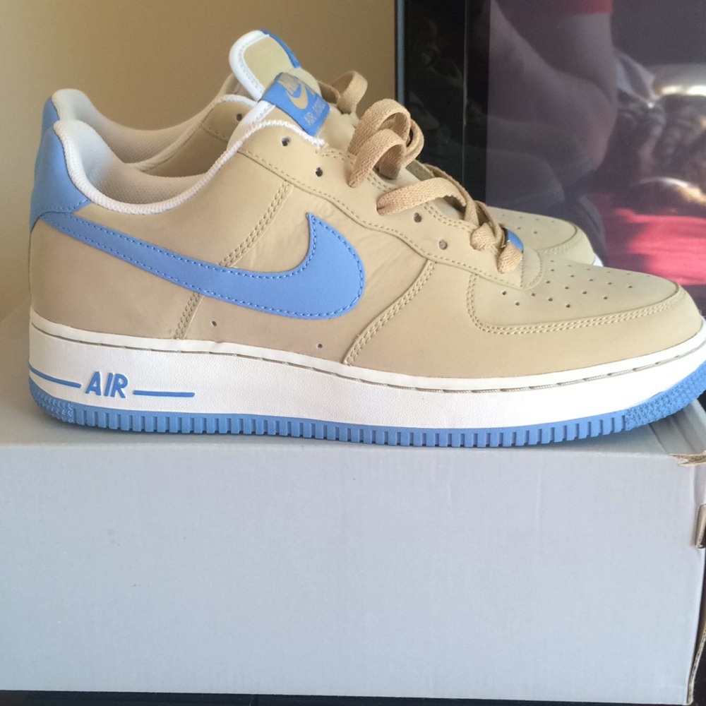 Nike Air Force 1